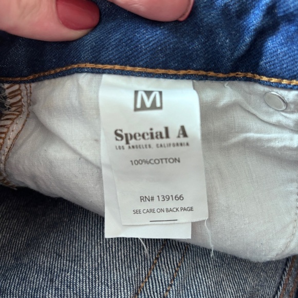 Special A women’s shorts size M. - Picture 4 of 5